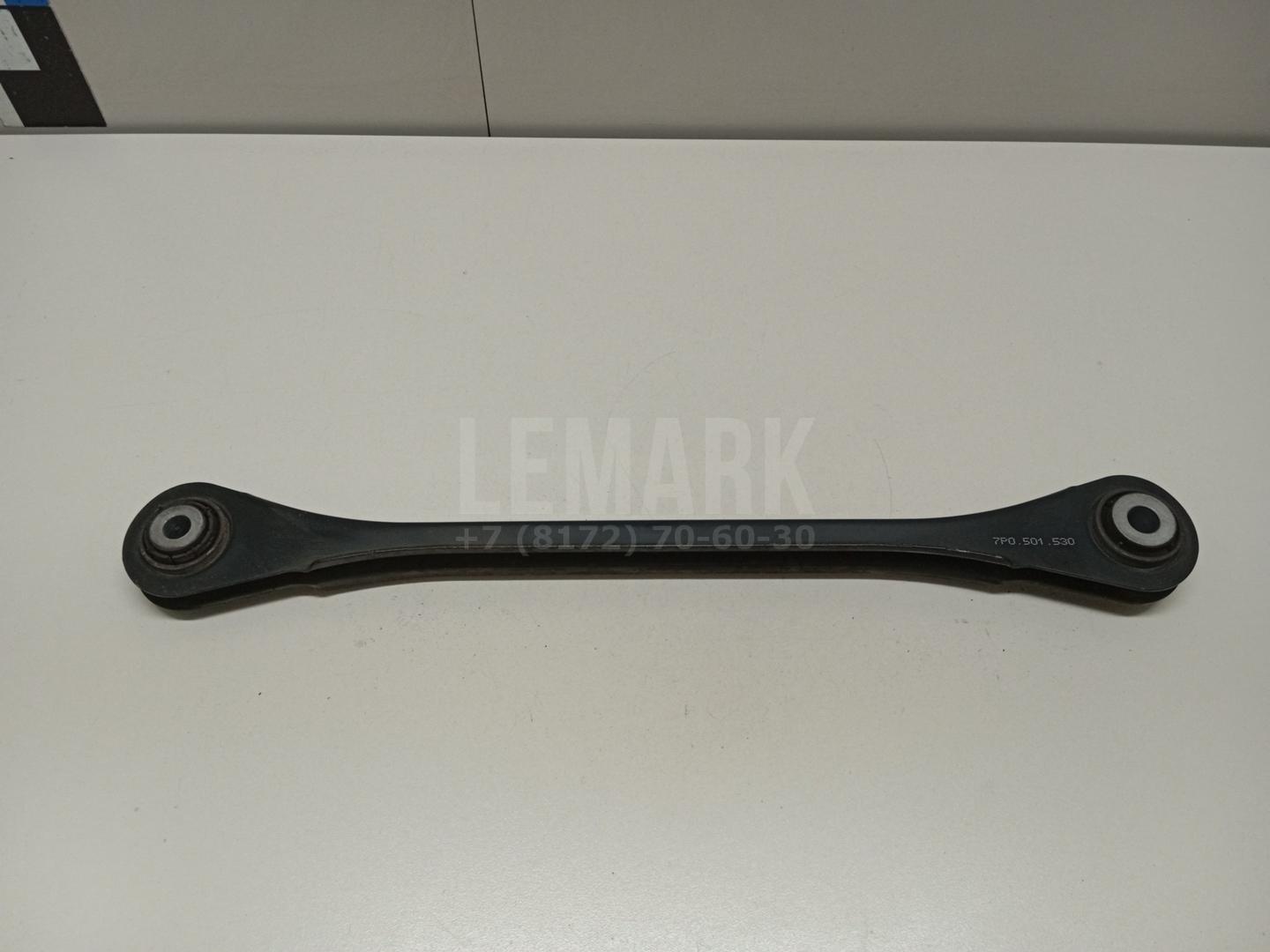 Тяга задняя поперечная правая 7P0501530 VAG