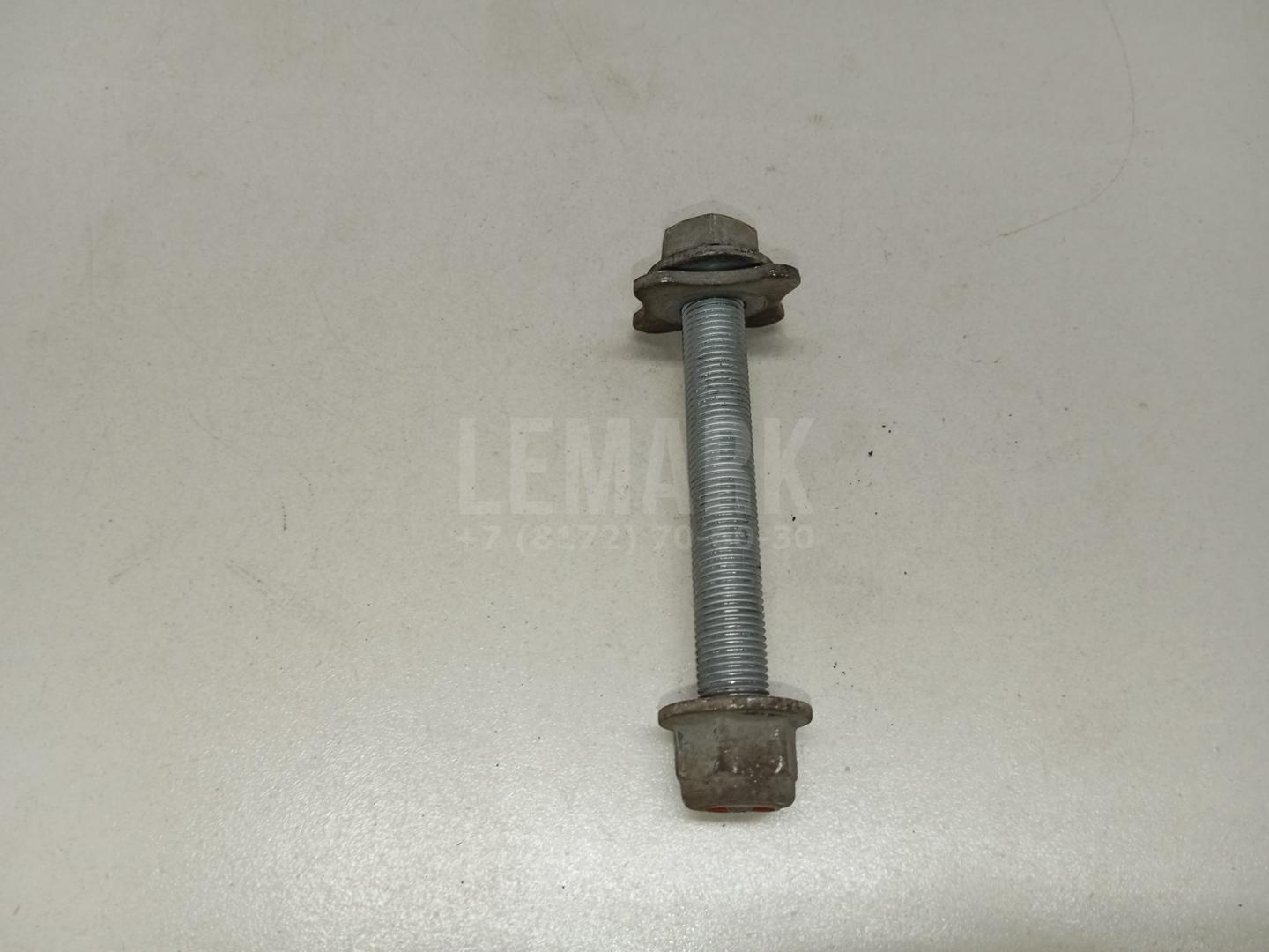 Болт заднего рычага N91201301 VAG