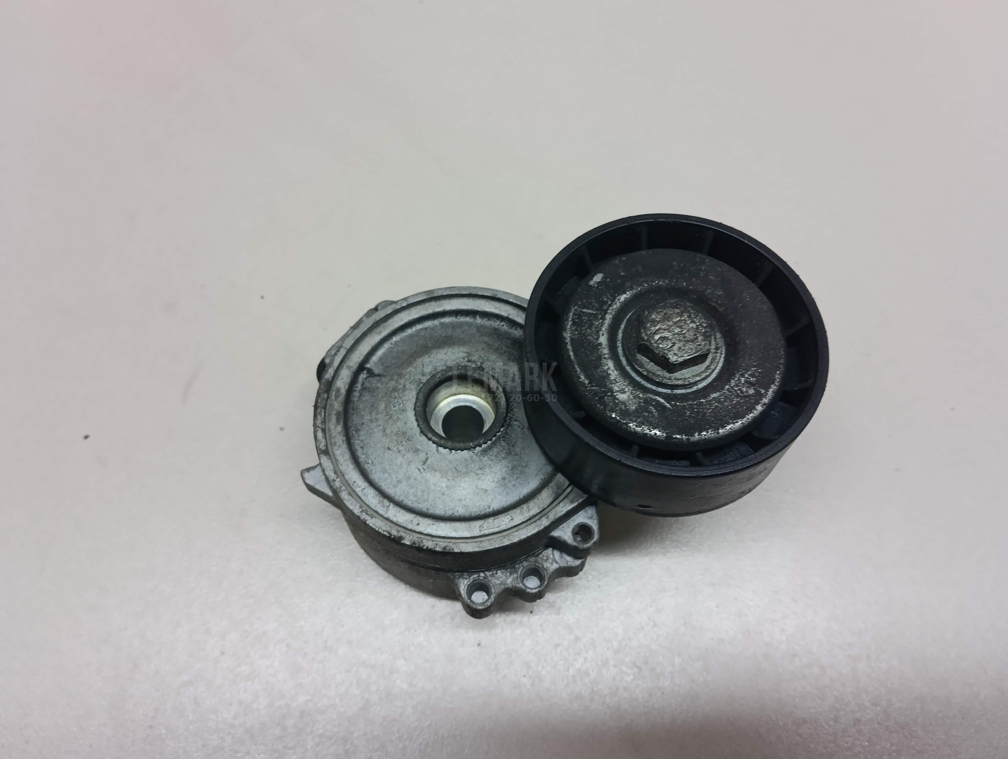 Натяжитель ремня LR003651 Land Rover