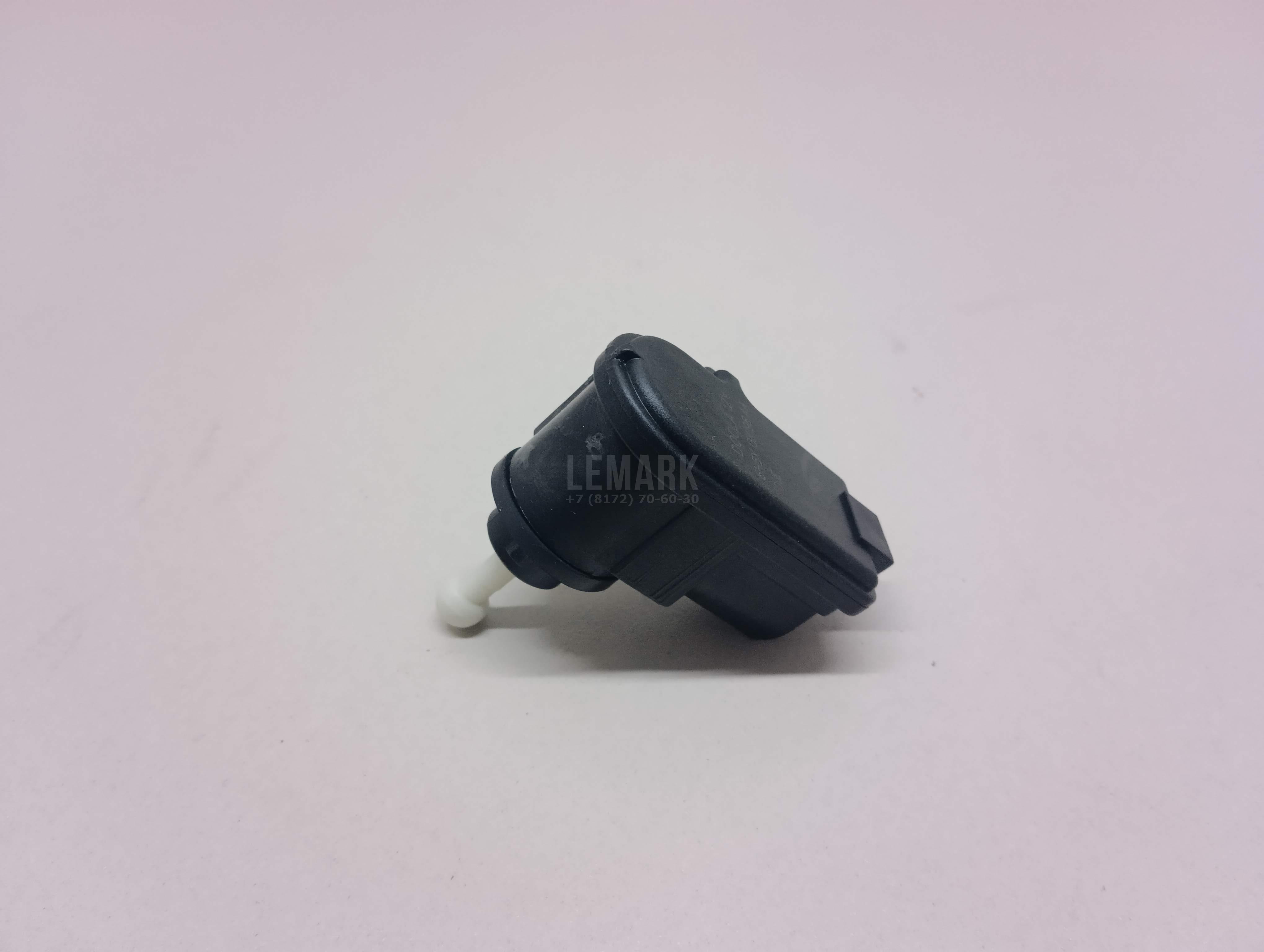 Моторчик корректора фары LR001551 Land Rover