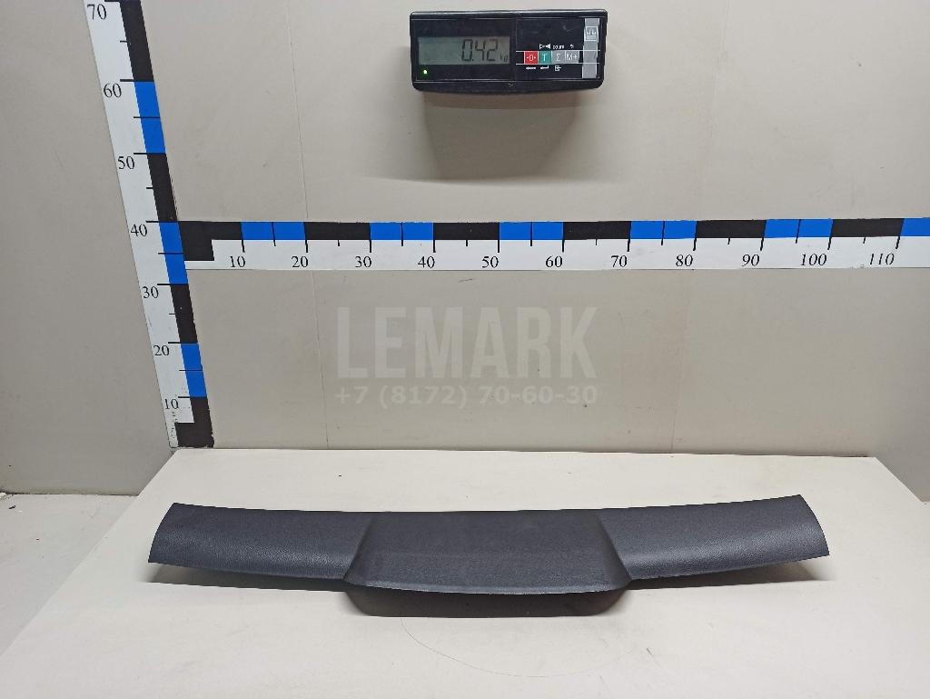 Обшивка двери багажника 817604T000WK Hyundai-Kia