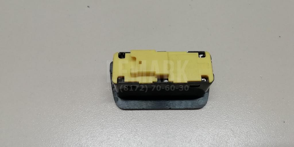 Кнопка открывания багажника для  BMW 5-serie E60/E61 2003-2009