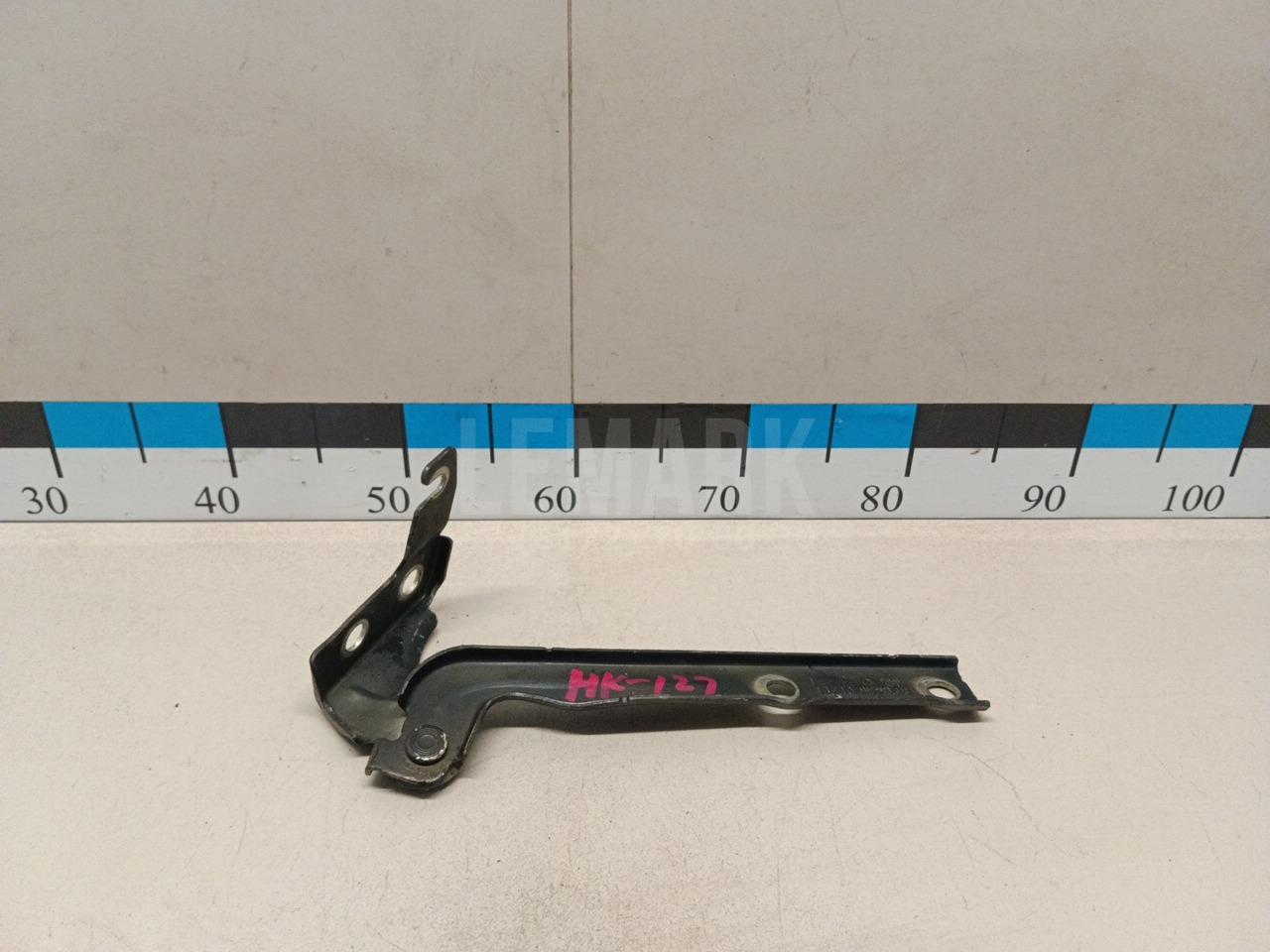 Петля капота правая 5N0823302A VAG