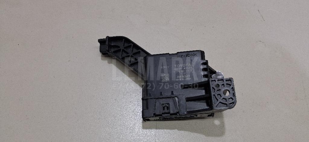 Блок электронный 8865042520 Toyota