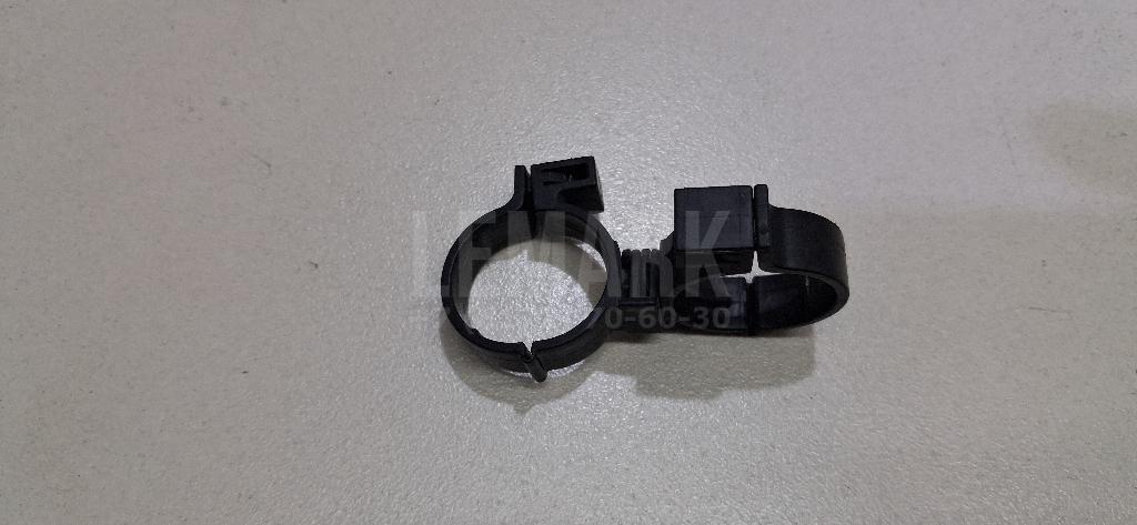 Хомут пластмассовый 8712442030 Toyota