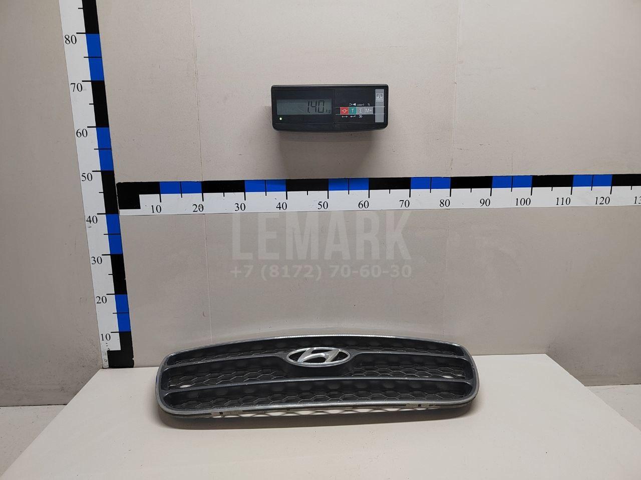 Решетка радиатора 865602B010 Hyundai-Kia