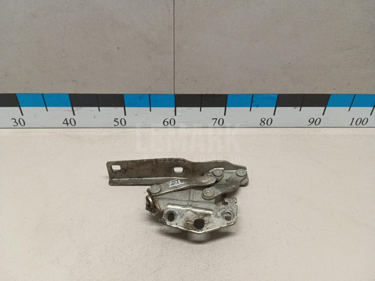 Петля капота правая 3C0823302E VAG