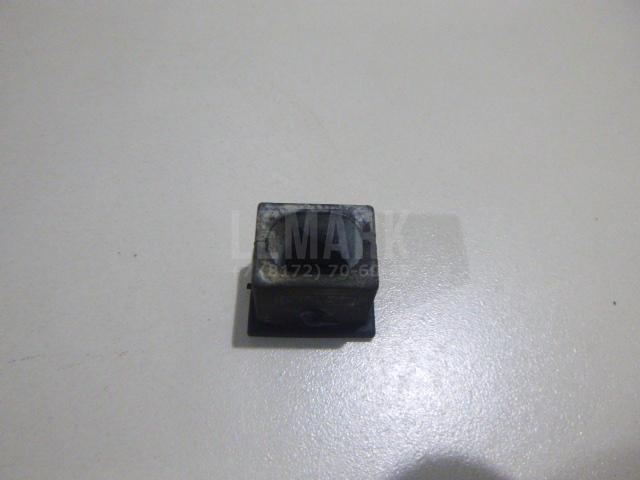 Подушка радиатора LR007399 Land Rover