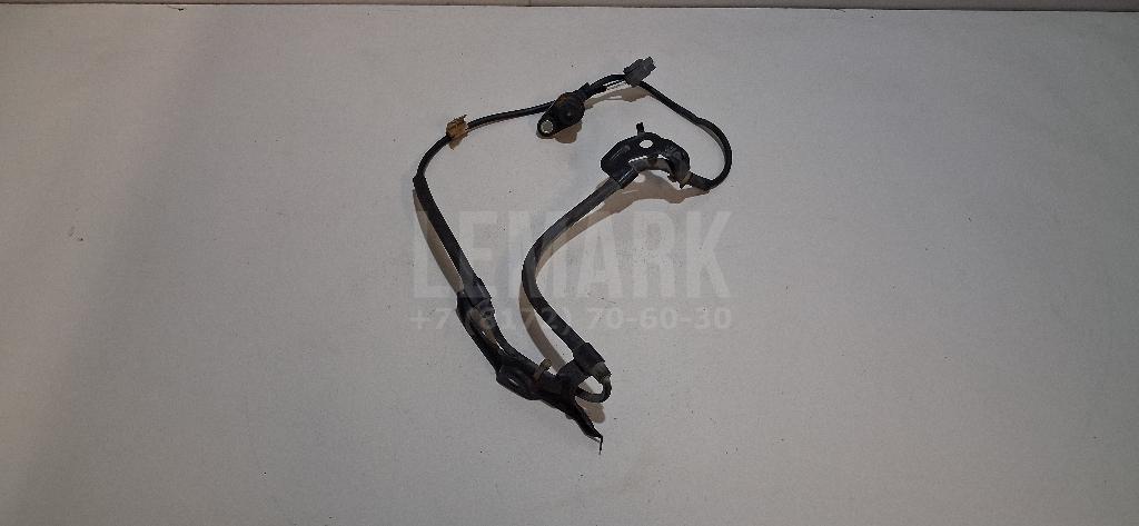 Датчик ABS передний правый 8954233090 Toyota
