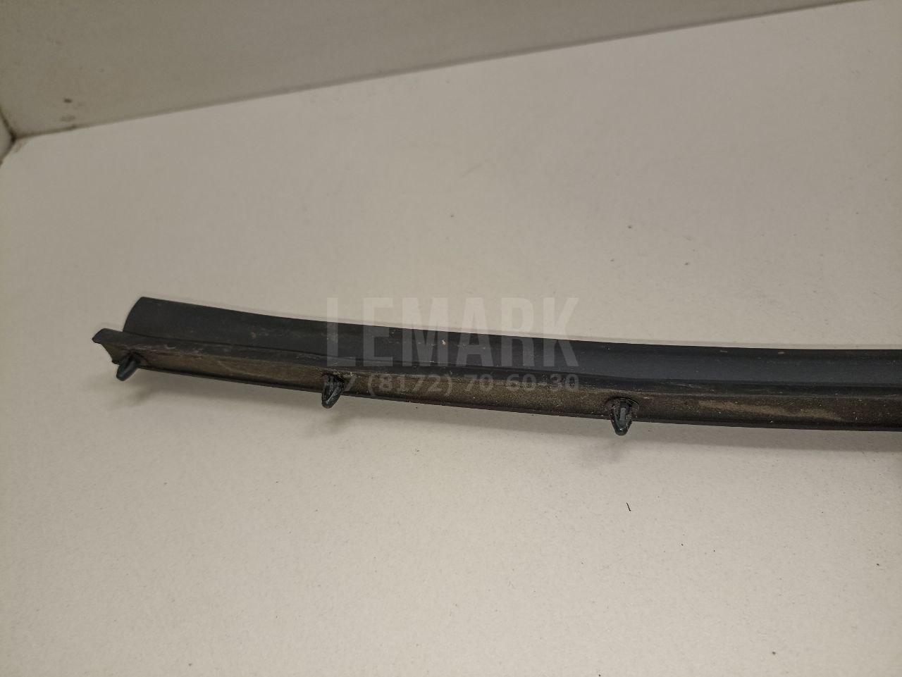Уплотнитель (наружный) для  BMW 7-serie E65/E66 2001-2008