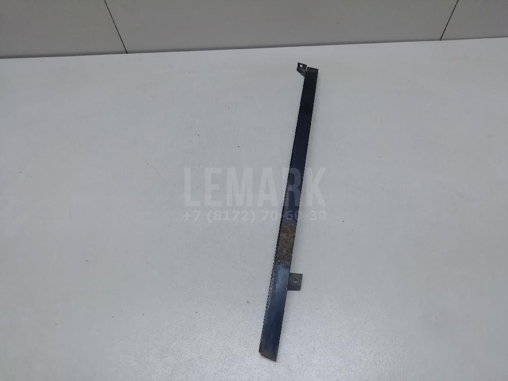 Направляющая стекла двери 1U4839409A VAG