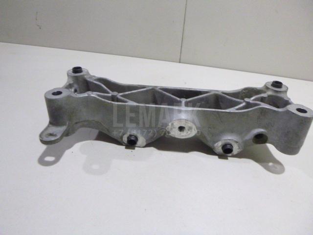 Кронштейн двигателя правый для  BMW 4-serie F32/F33/F82 2012-2020