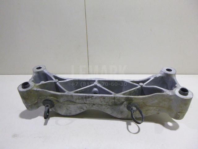 Кронштейн двигателя правый для  BMW 4-serie F32/F33/F82 2012-2020
