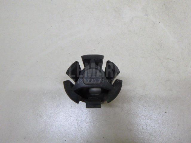 Подушка радиатора Z60115240F Mazda