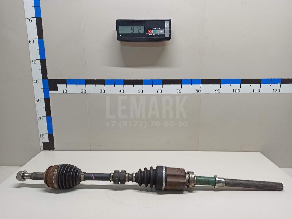 Полуось передняя правая 391004BB1B Nissan