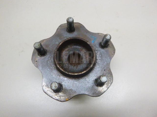 Ступица задняя 43202JG01A Nissan