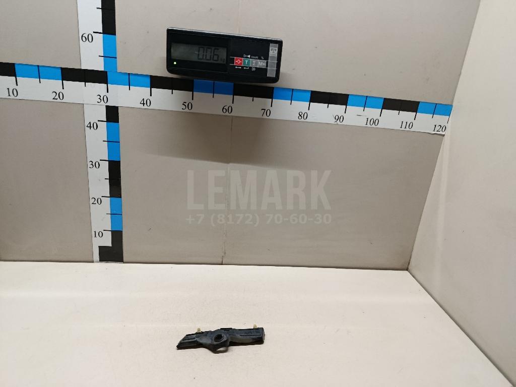 Кронштейн переднего бампера правый 865942P000 Hyundai-Kia