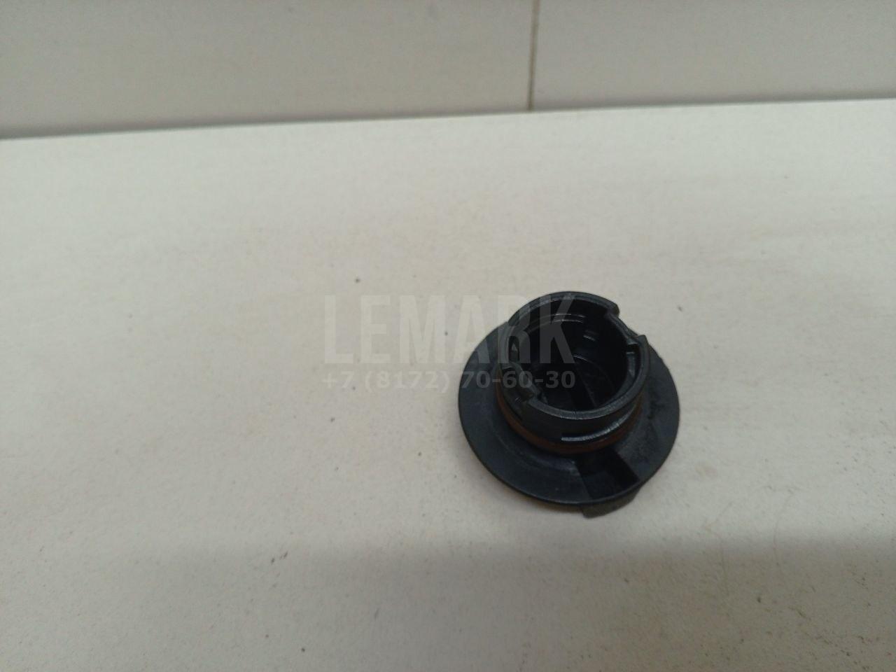 Крышка маслозаливной горловины R2AA10250 Mazda
