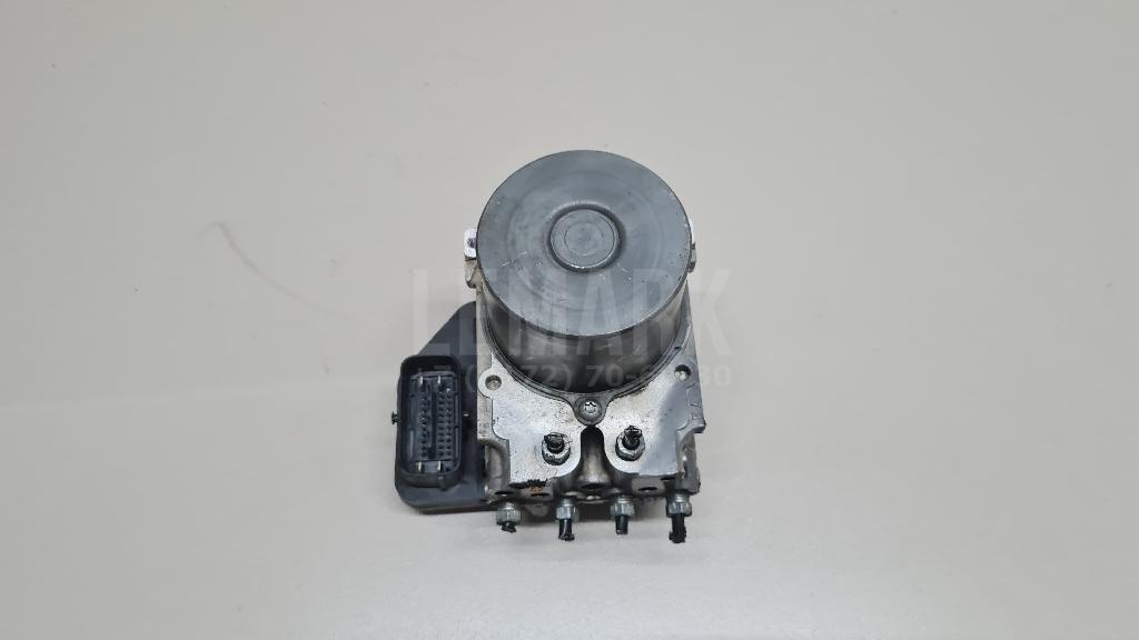 Блок ABS (насос) 4405042682 Toyota