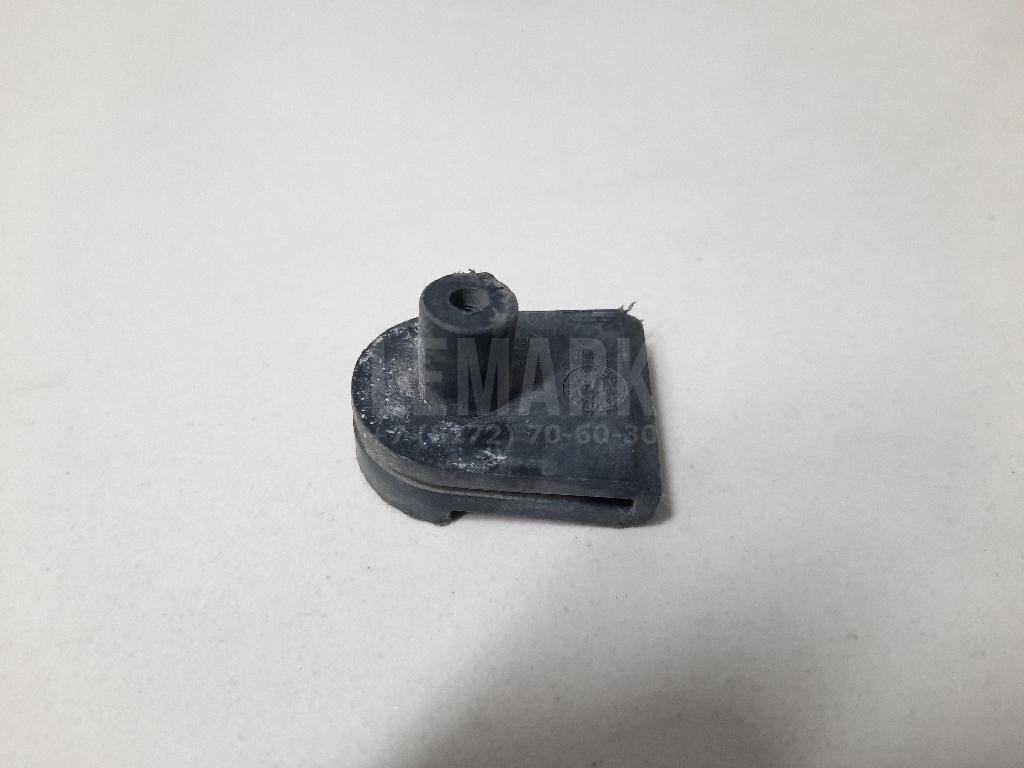 Крепеж фары 6R0911479 VAG