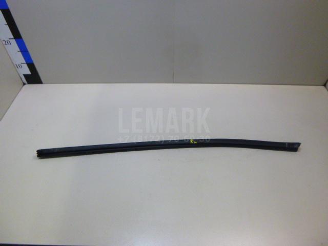 Накладка стекла 82241D9000 Hyundai-Kia