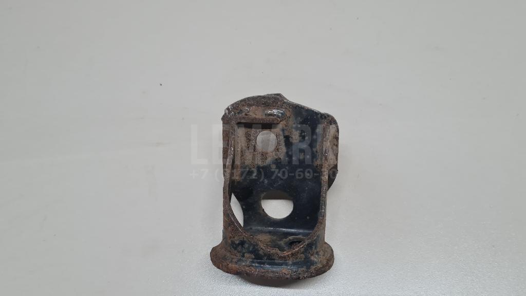 Кронштейн амортизатора левый 4850642010 Toyota