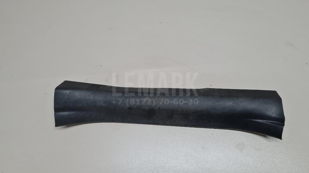 Накладка порога (внутренняя) 6791742070C0 Toyota