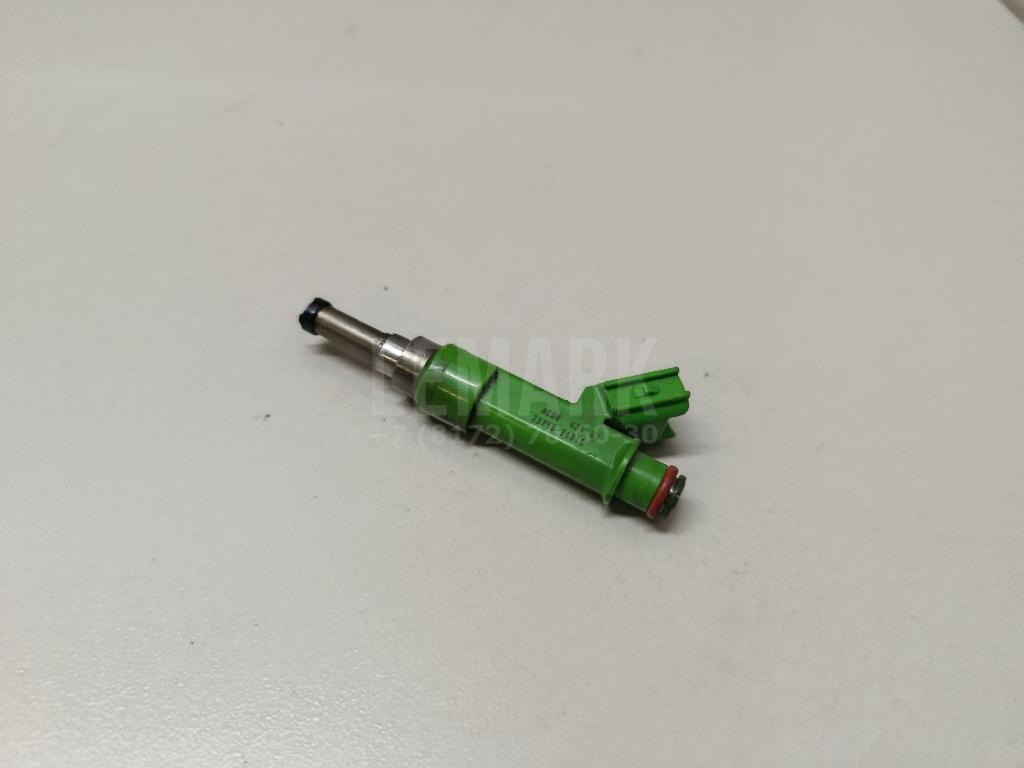 Форсунка инжекторная электрическая 2320939175 Toyota