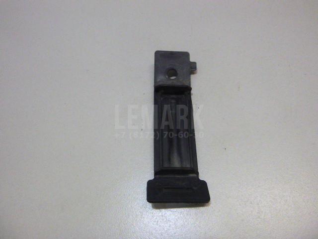 Кронштейн заднего бампера 86633F1000 Hyundai-Kia
