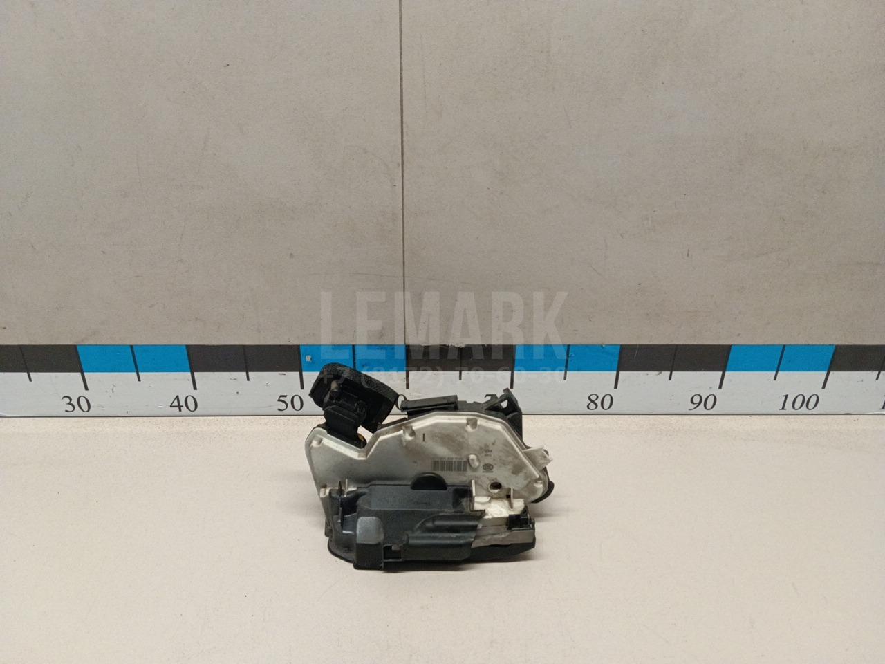 Замок двери задней правой 5K4839016Q VAG