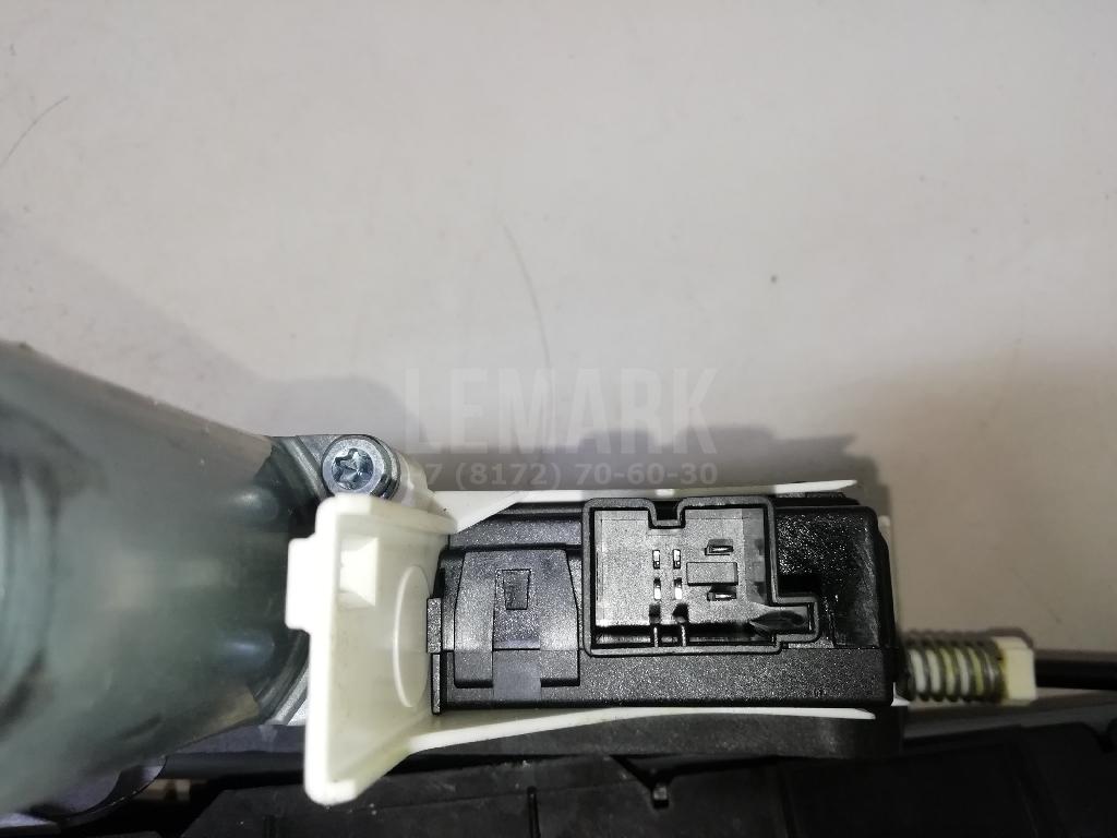 Направляющая шторки багажника для  BMW 4-serie G22/G23 2020