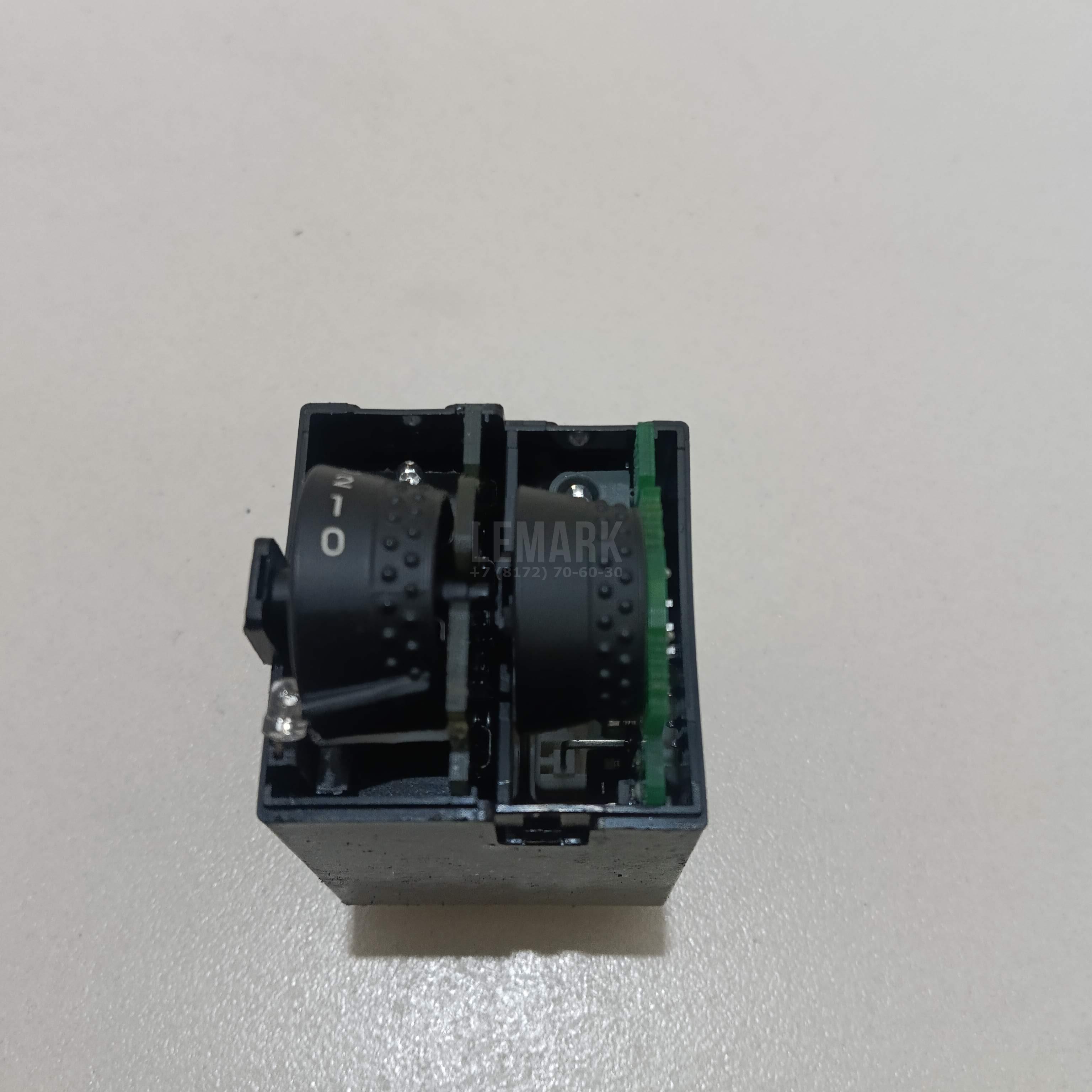 Кнопка освещения панели приборов 933201H050EQ Hyundai-Kia