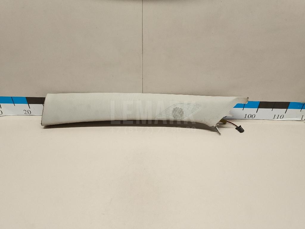 Обшивка стойки 5C6867233P5T5 VAG