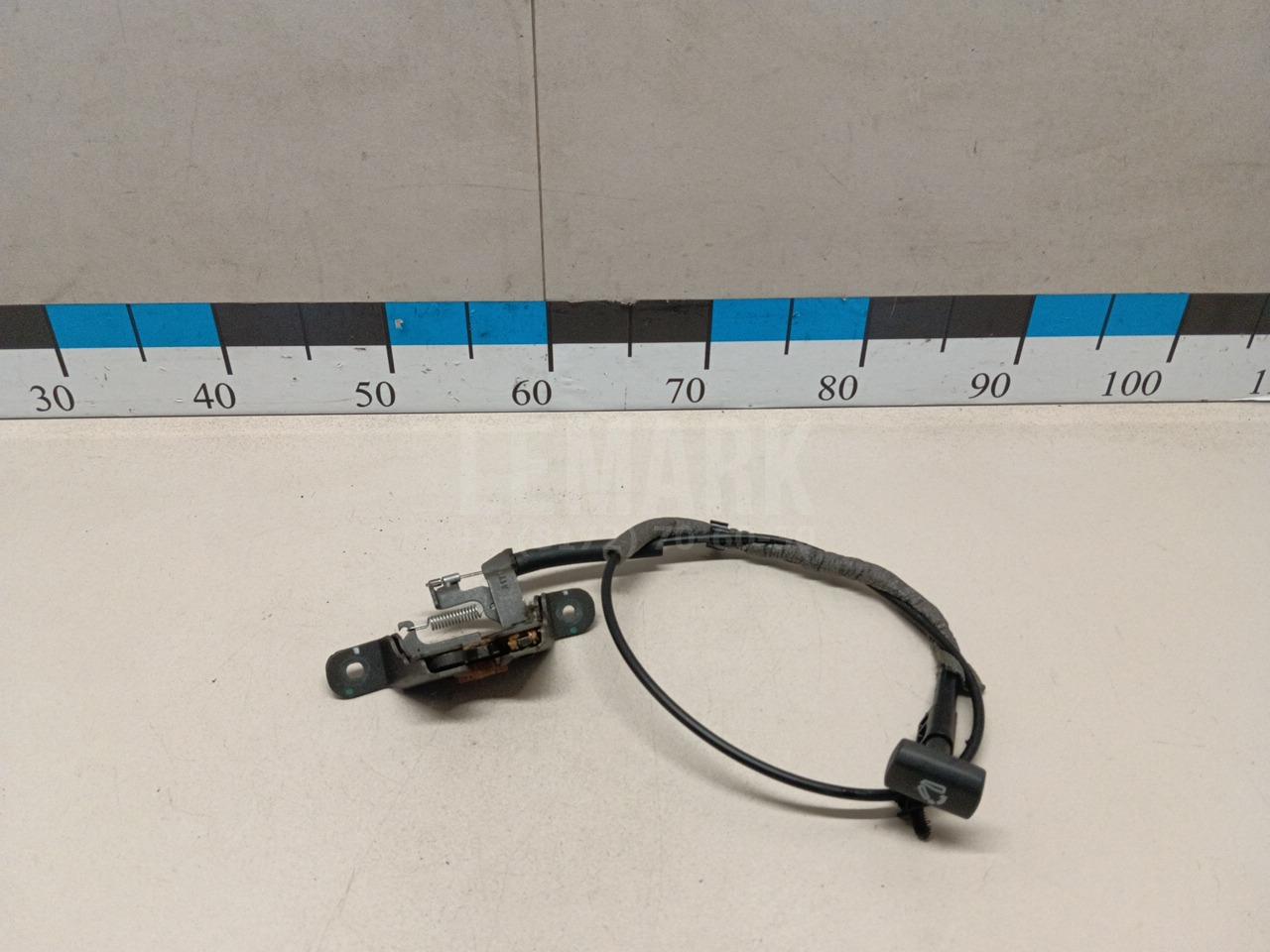 Замок спинки сиденья 5C6885682P VAG
