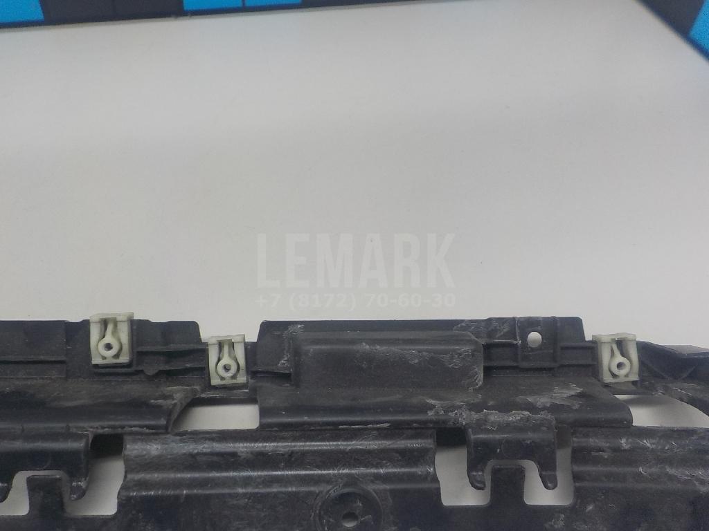 Кронштейн переднего бампера для  Audi A4 [B6] 2000-2004