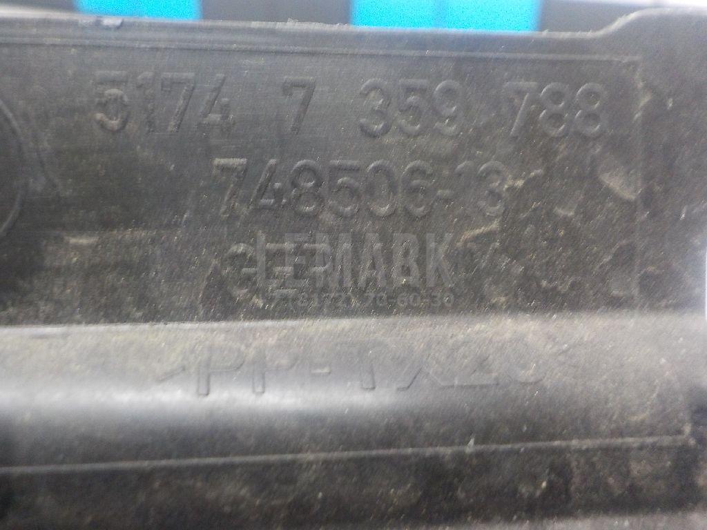 Кронштейн переднего бампера для  Audi A4 [B6] 2000-2004