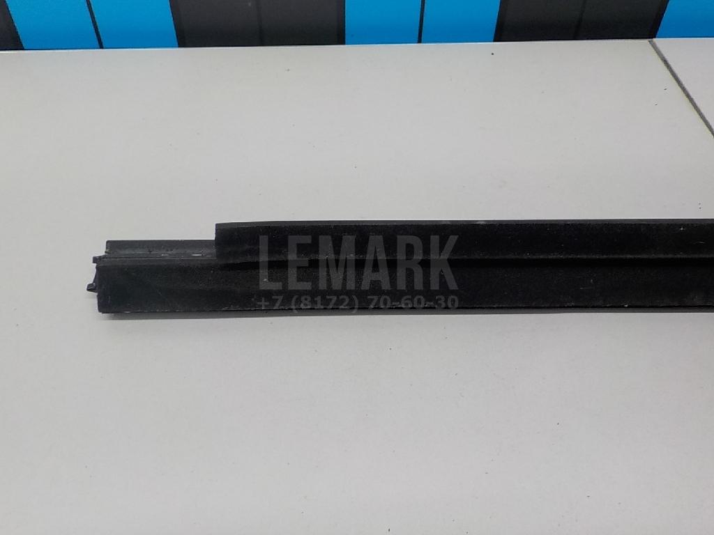 Накладка стекла переднего левого для  BMW 5-serie G30/G31/F90 2017-2023