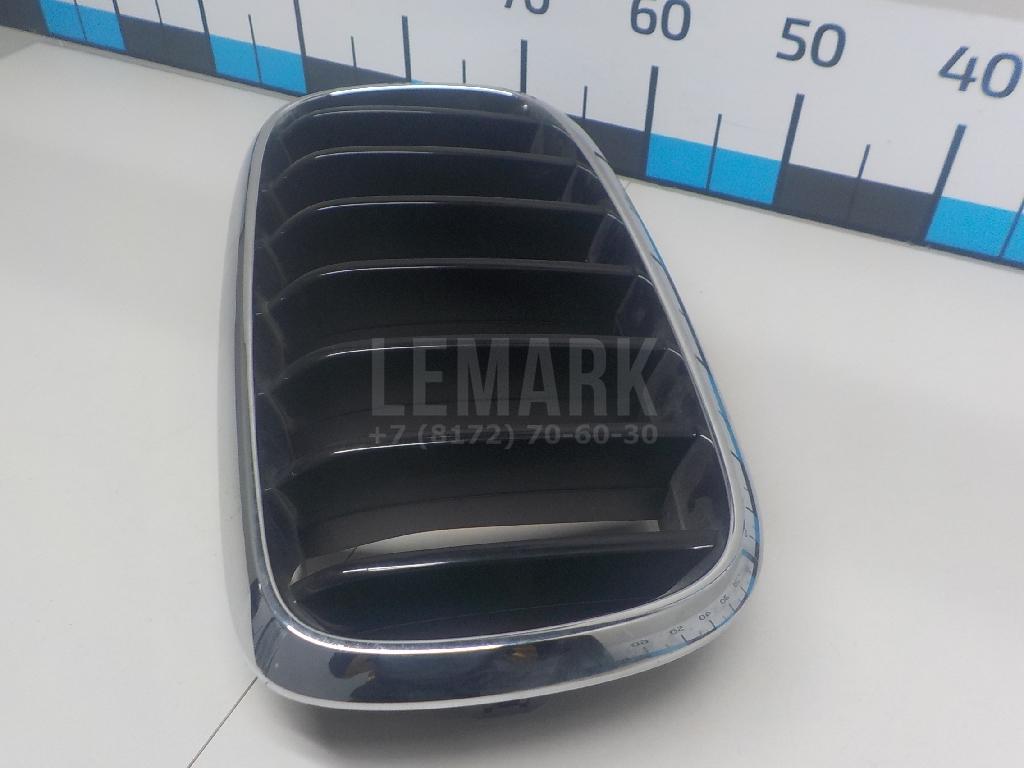 Решетка радиатора левая для  BMW X3 E83 2004-2010