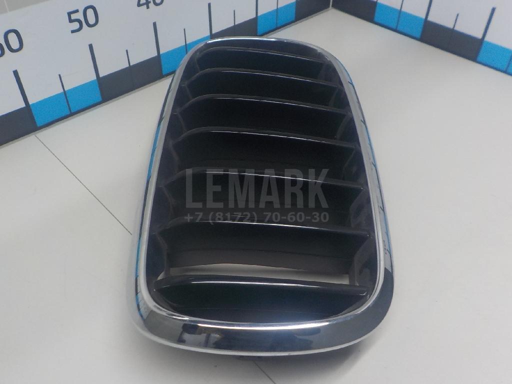 Решетка радиатора левая для  BMW X3 E83 2004-2010