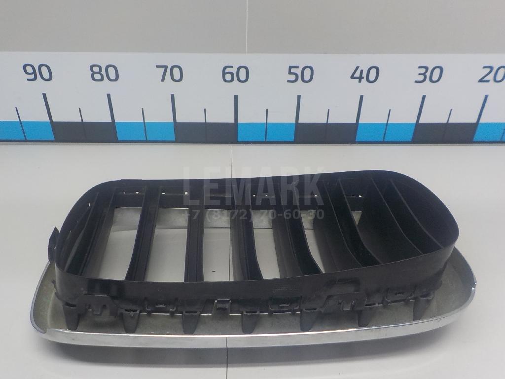 Решетка радиатора левая для  BMW X3 E83 2004-2010