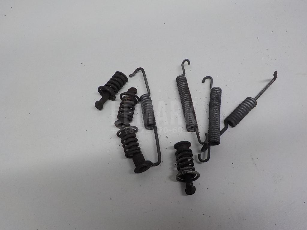 Установочный к-кт колодок ручного тормоза 34410038346 BMW