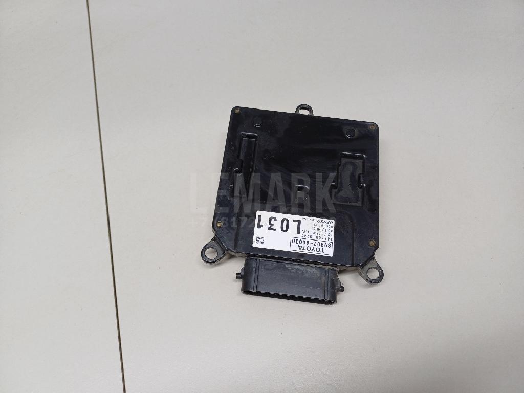 Блок управления светом 8105660M70 Toyota
