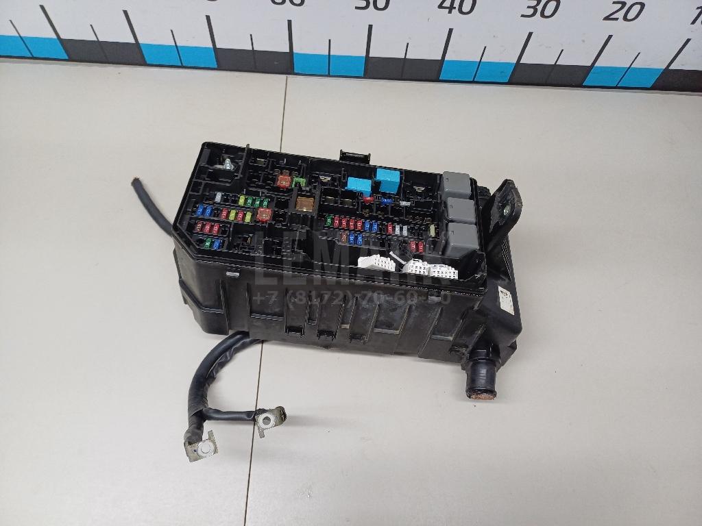 Блок предохранителей 8274160100 Toyota