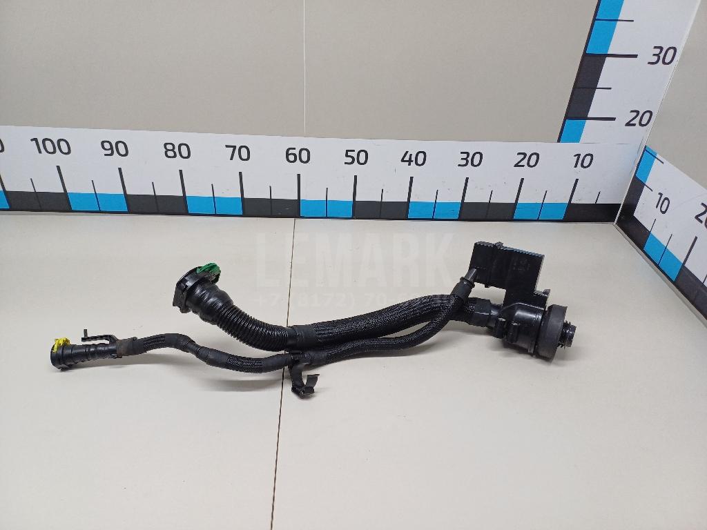 Горловина бака AdBlue 7790060010 Toyota