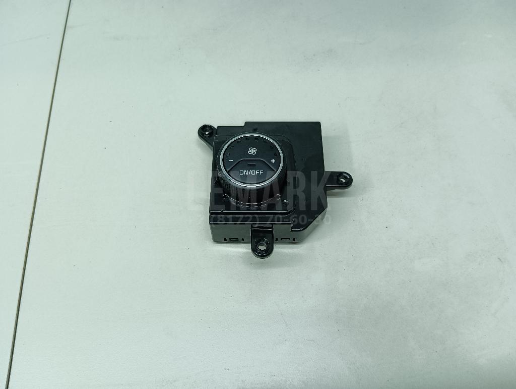 Блок управления климатической установкой 97983C5000WK Hyundai-Kia