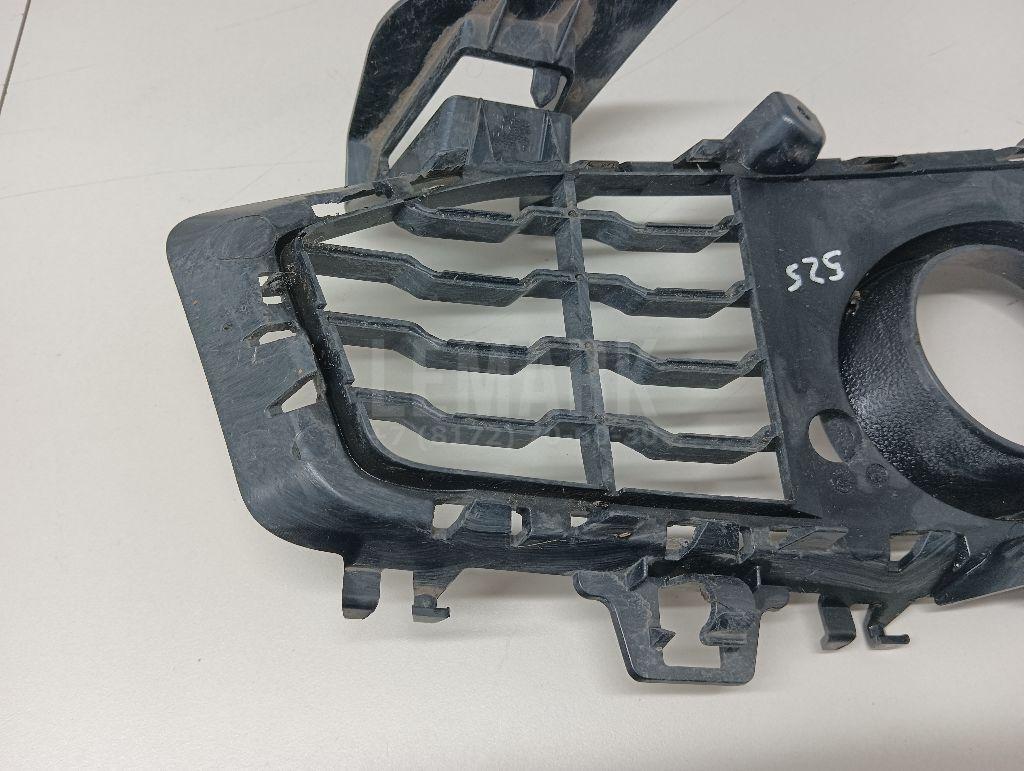 Решетка в бампер левая для  BMW X5 F15/F85 2013-2018
