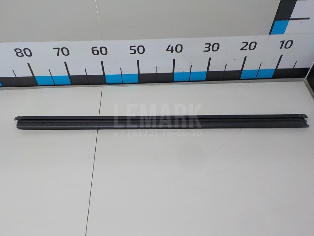 Накладка стекла заднего левого 5N0839479A5AP VAG