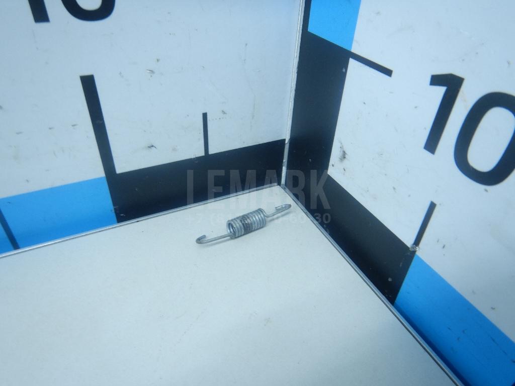 Пружина возвратная тормозных колодок 582692J000 Hyundai-Kia