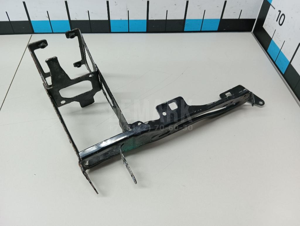 Кронштейн крепления фары для  BMW 6-serie E63 2004-2009