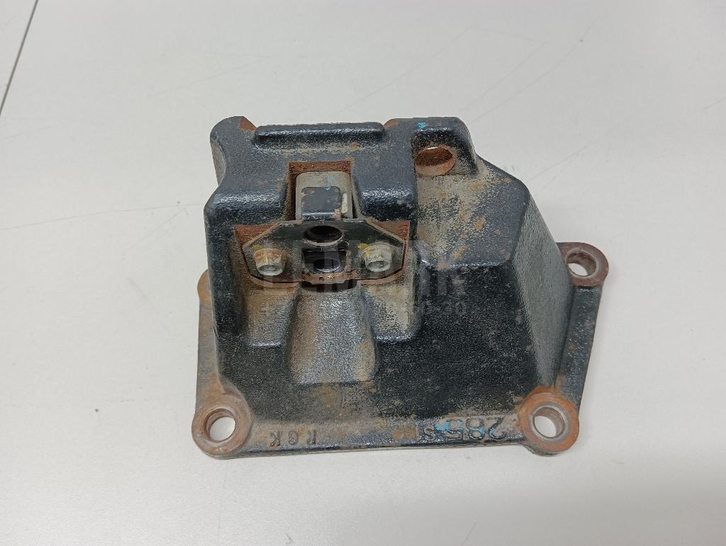 Кронштейн опоры КПП 452113B285 Hyundai-Kia
